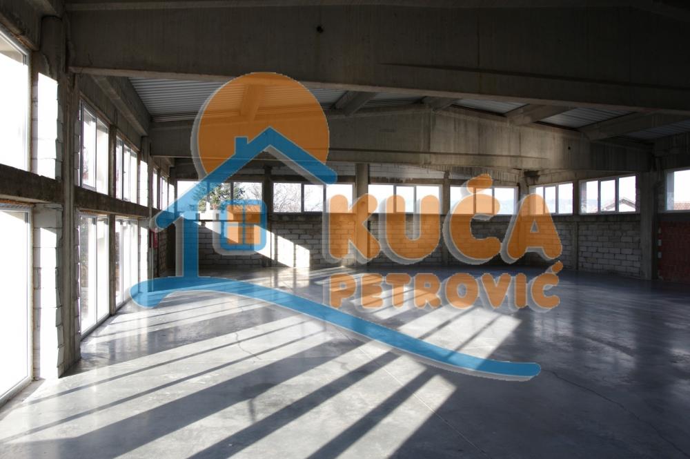 Slika 2 - Zetska,  Lokal za izdavanje, 800m2, 4.800€