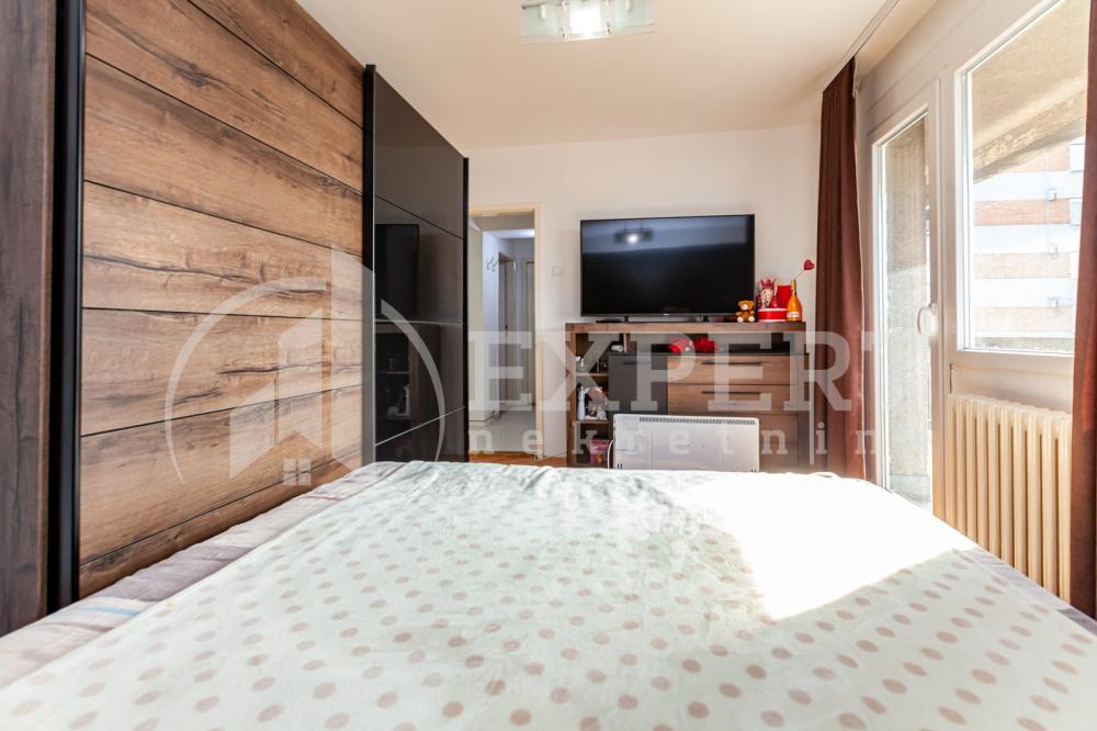 Slika 9 - Trg Pavla Stojkovića, Trosoban stan na prodaju, 91m2, 180.000€