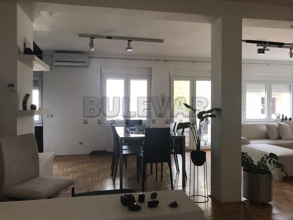 Slika 1 - Bulevar Medijana,  Lokal za izdavanje, 154m2, 1.000€