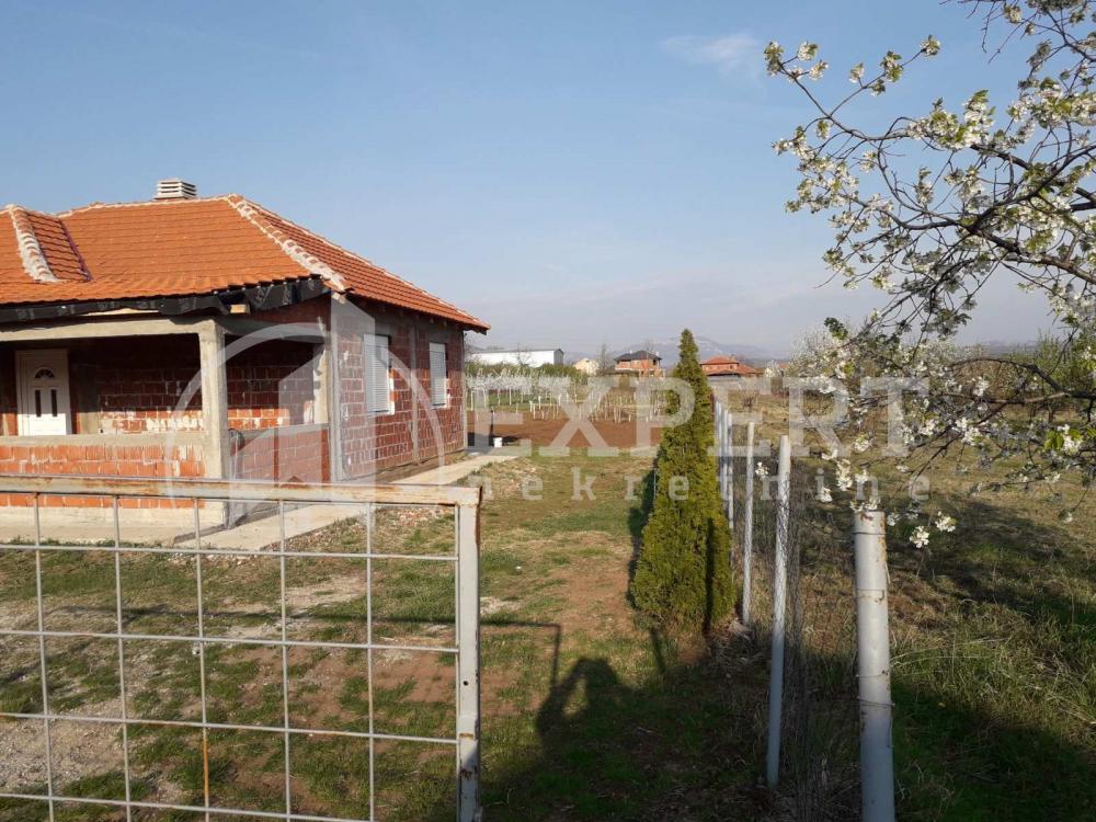 Slika 1 - Matejevački put,  Kuća na prodaju, 100m2, 206.000€