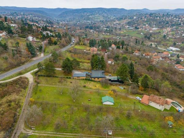 Slika 2 -  Građevinsko zemljište na prodaju, Sremska Kamenica, 172.530€