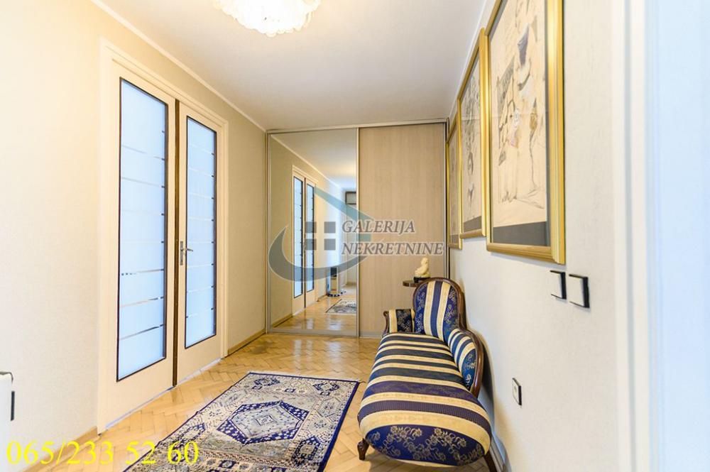 Slika 6 - Jug Bogdanova, Trosoban stan na prodaju, 72m2, 225.000€