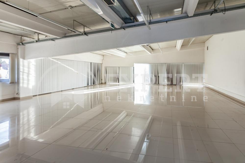 Slika 1 - Ivana Milutinovića,  Lokal za izdavanje, 530m2, 2.000€