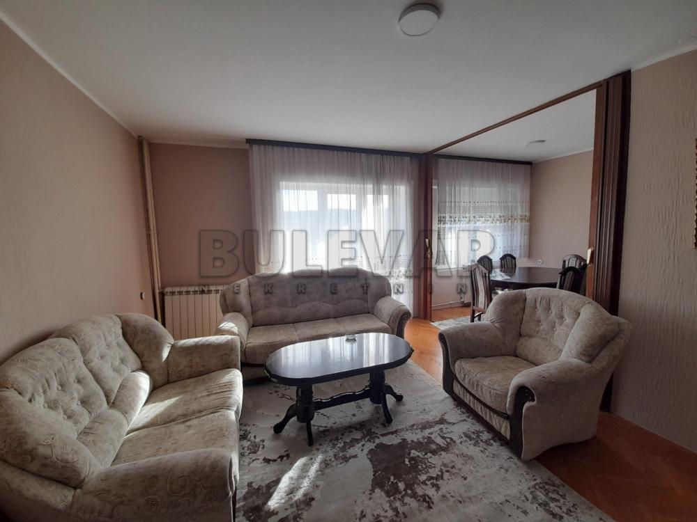 Slika 2 - Prvomajska, Trosoban stan za izdavanje, 67m2, 400€