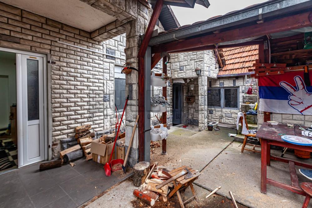 Slika 1 - Delijski vis, Kuća na prodaju, 150m2, 120.000€