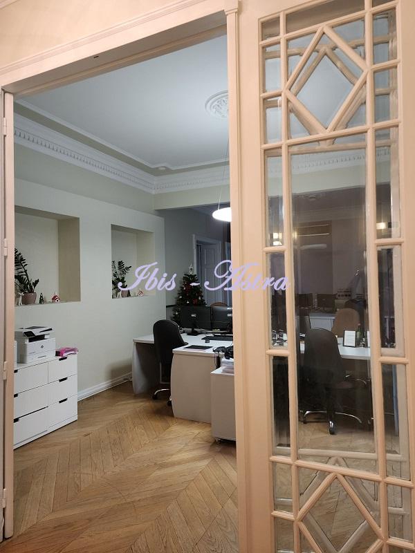 Slika 10 - Resavska, Petosoban stan na prodaju, 195m2, 1.255.000€