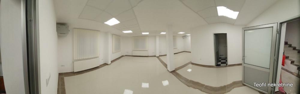 Slika 4 - Beogradska,  Lokal za izdavanje, 5000m2, 22.500€