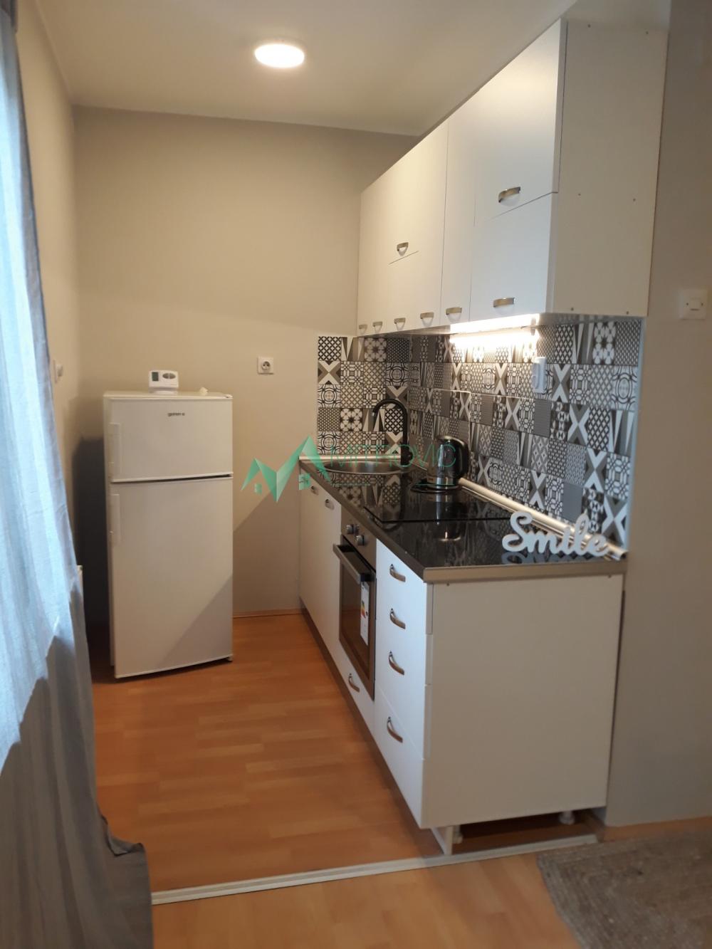 Slika 8 -  Kuća za izdavanje, 80m2, 1.200€