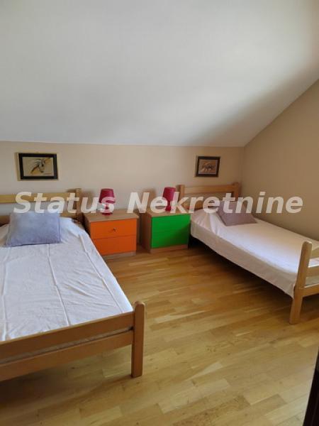 Slika 11 -  Kuća za izdavanje, 200m2, 1.300€