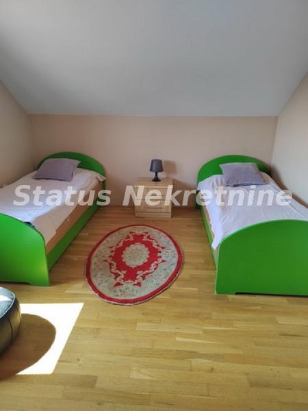 Slika 8 -  Kuća za izdavanje, 200m2, 1.300€