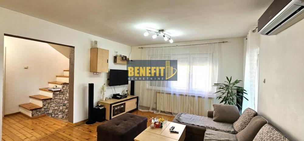 Glavna slika - Kuća na prodaju, 206m2, 200.000€