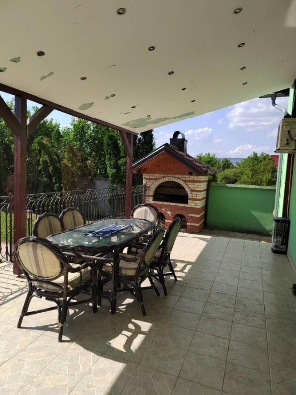 Slika 11 -  Kuća za izdavanje, 170m2, 1.300€