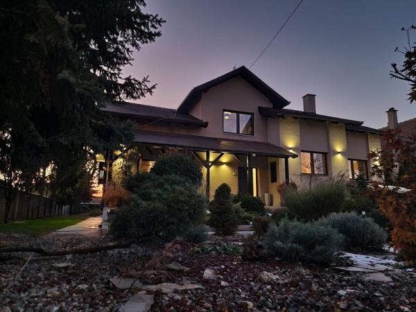 Glavna slika - Kuća na prodaju, 299m2, 680.000€