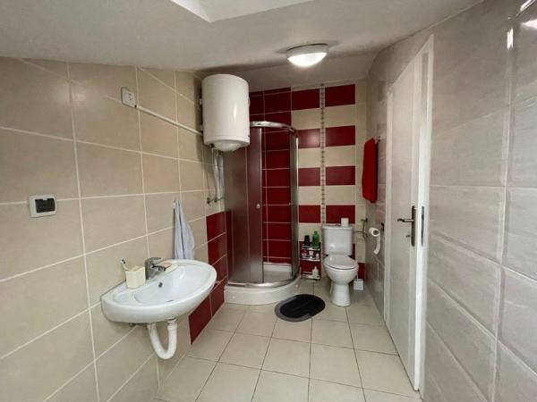 Slika 8 - Četvorosoban stan na prodaju, 128m2, 199.900€