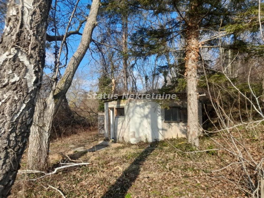 Glavna slika - Plac na prodaju, Sremska Kamenica, , 34.000€