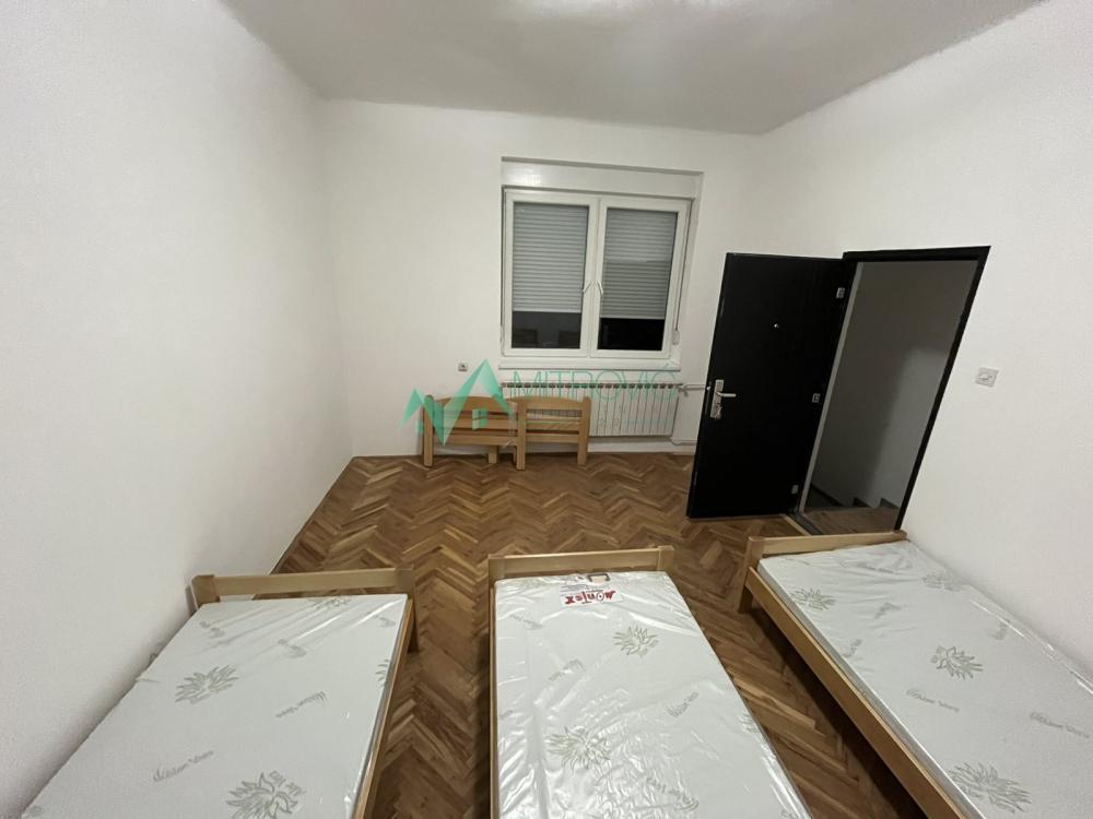 Slika 2 -  Kuća za izdavanje, 88m2, 1.100€