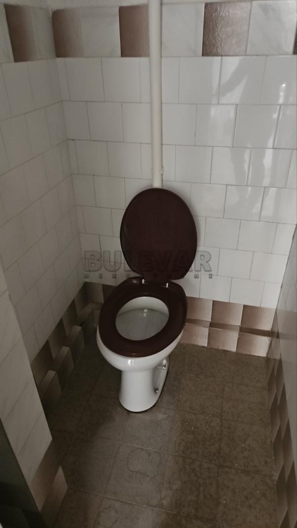 Slika 10 - Mariborska,  Lokal za izdavanje, 100m2, 400€