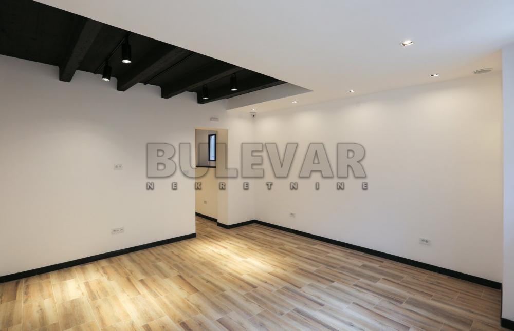 Slika 6 - Generala Tranijea,  Lokal za izdavanje, 240m2, 2.000€