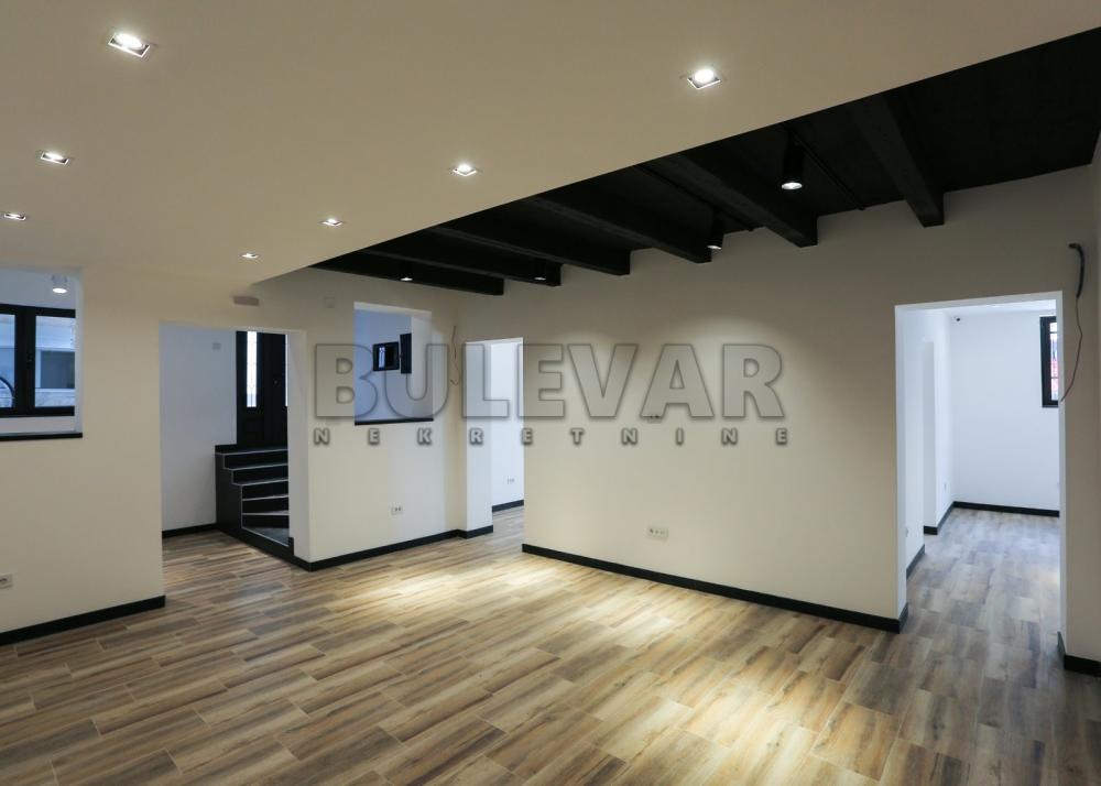 Slika 11 - Generala Tranijea,  Lokal za izdavanje, 240m2, 2.000€