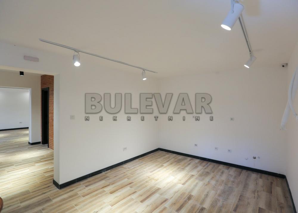 Slika 10 - Generala Tranijea,  Lokal za izdavanje, 240m2, 2.000€