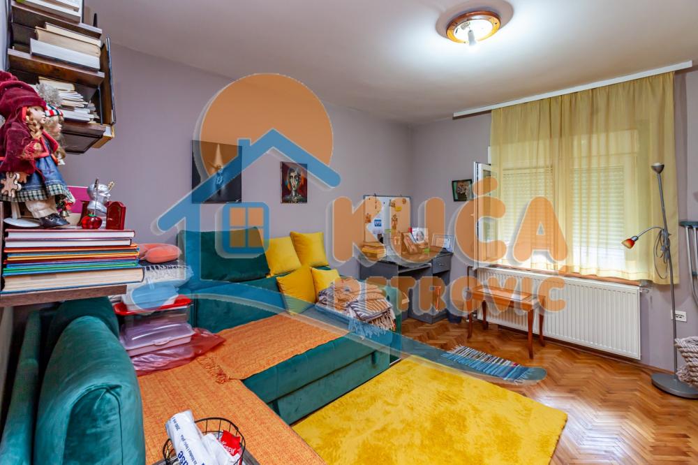 Slika 10 - Zlatarska,  Kuća na prodaju, 500m2, 375.000€