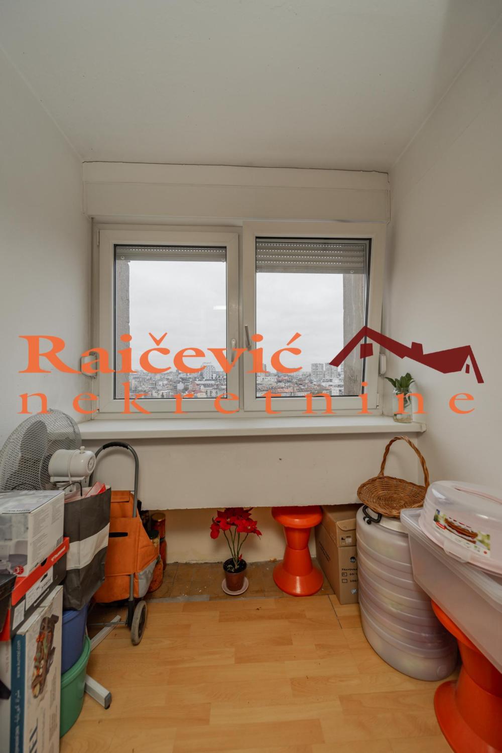 Slika 9 - Bulevar despota Stefana, Trosoban stan na prodaju, 87m2, 275.000€