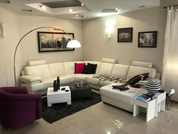 Slika 2 -  Kuća na prodaju, 342m2, 690.000€