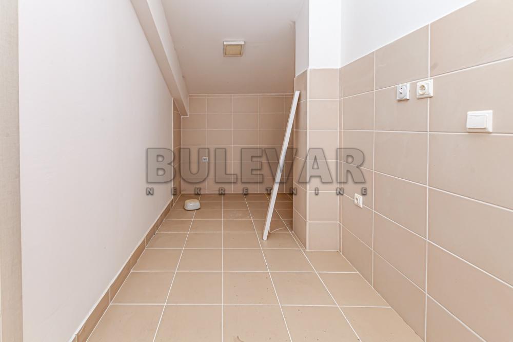 Slika 3 - Generala Milojka Lešjanina, Jednoiposoban stan na prodaju, 44m2, 75.850€