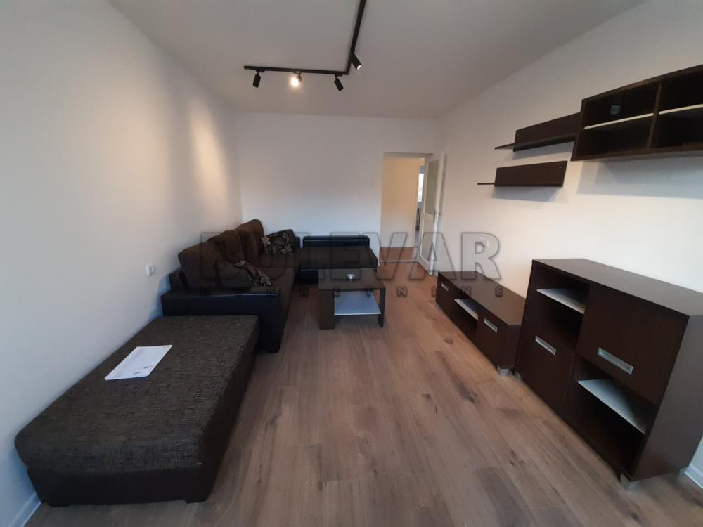 Slika 1 - Cara Dušana, Trosoban stan za izdavanje, 63m2, 450€