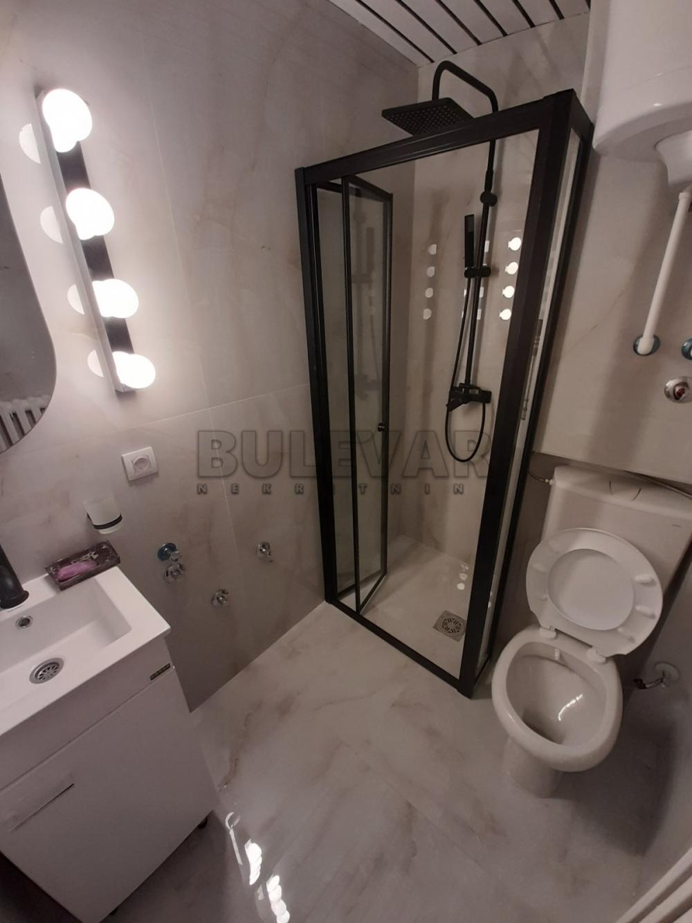 Slika 8 - Cara Dušana, Trosoban stan za izdavanje, 63m2, 450€