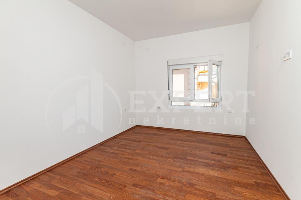 Slika 1 - Njegoševa, Četvorosoban stan na prodaju, 88m2, 123.730€