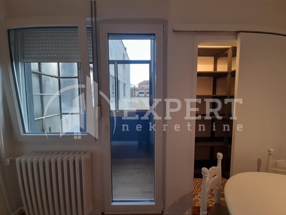 Slika 6 - Cara Dušana, Trosoban stan za izdavanje, 63m2, 450€