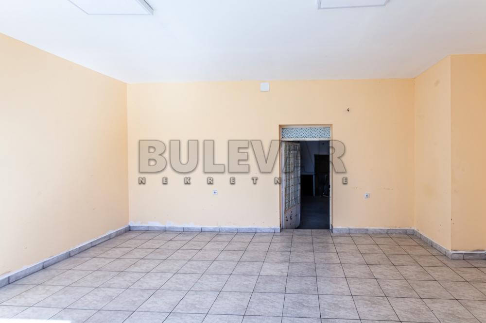 Slika 1 - Topličkog partizanskog odreda,  Lokal na prodaju, 77m2, 75.000€