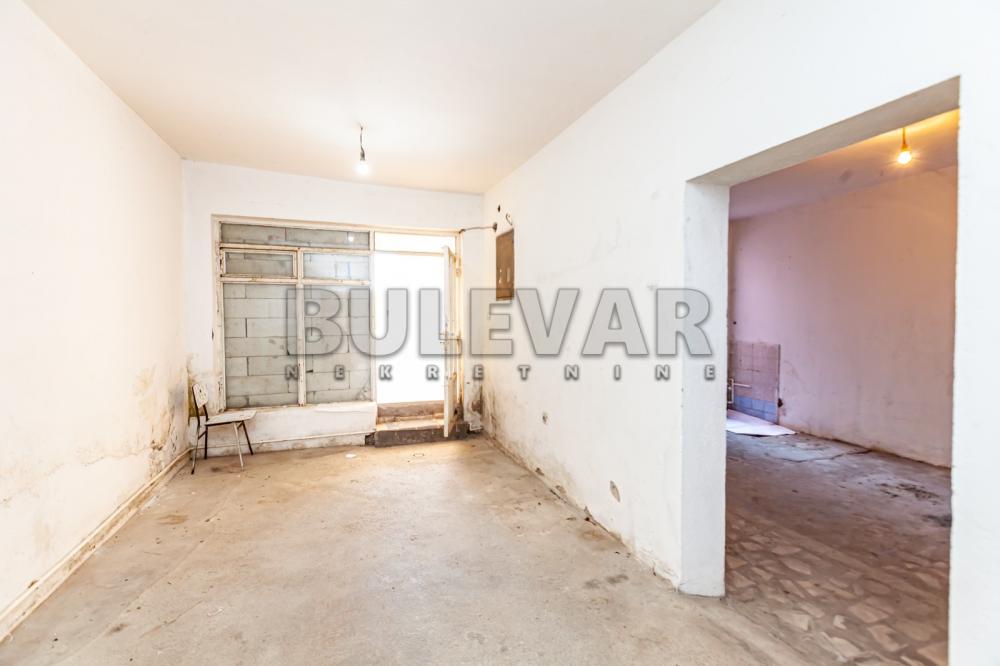 Slika 2 - Topličkog partizanskog odreda,  Lokal na prodaju, 77m2, 75.000€