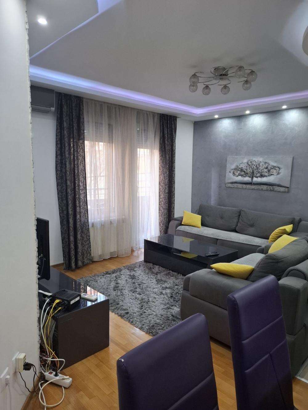 Slika 0 - Gundulićev Venac 20, Trosoban stan za izdavanje, 60m2, 1.100€