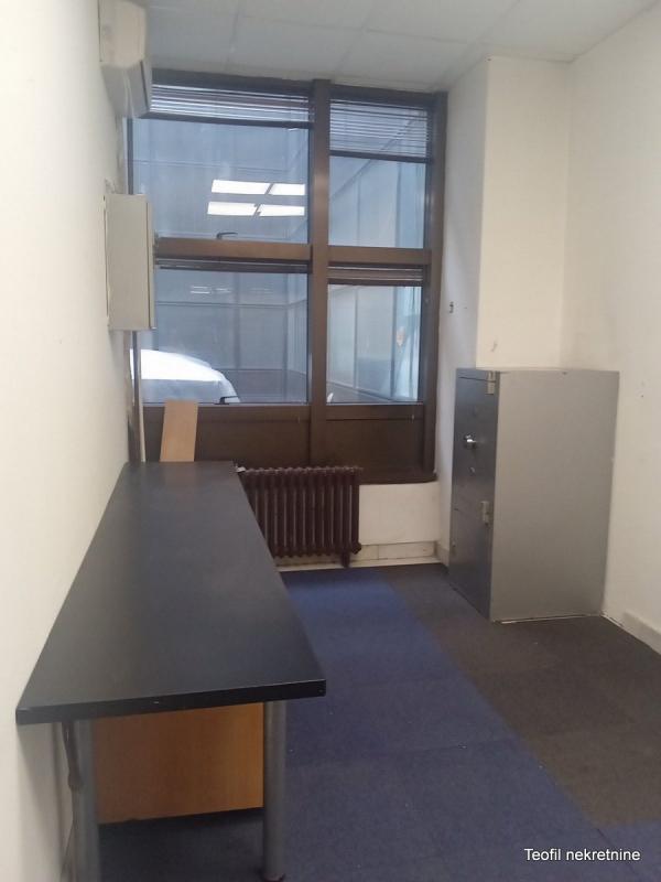 Slika 2 - Palmira Toljatija,  Lokal na prodaju, 13m2, 25.000€