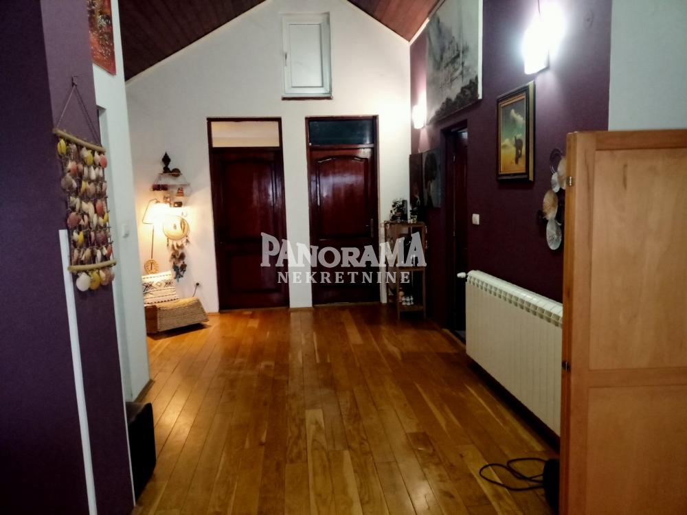 Slika 1 - Belfortska, Trosoban stan na prodaju, 103m2, 215.000€