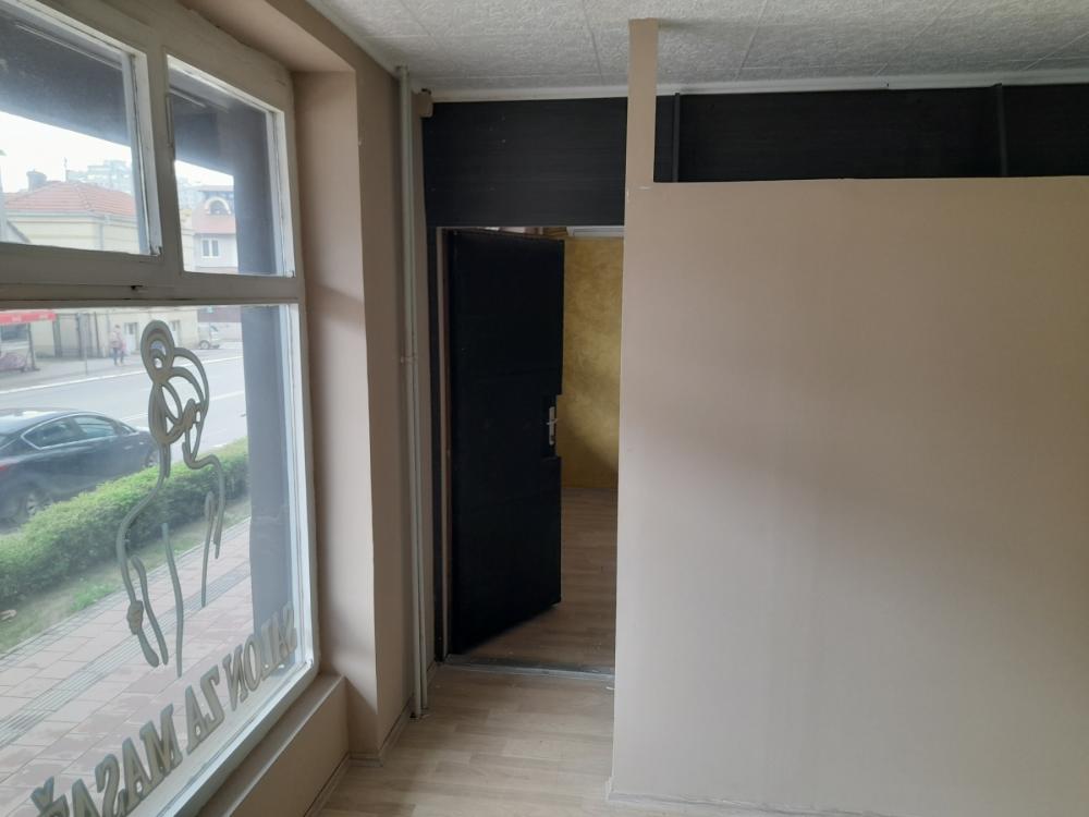 Slika 5 - Vojvode Mišića 40,  Lokal za izdavanje, 33m2, 0€