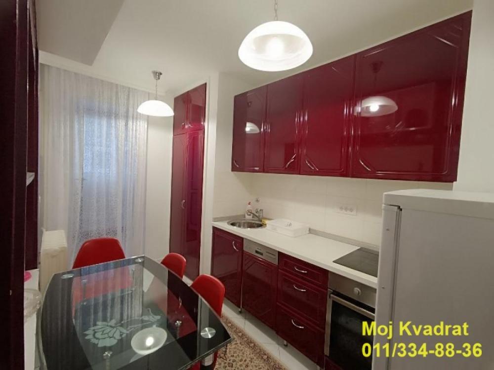 Slika 3 - Dvoiposoban stan za izdavanje, 67m2, 700€