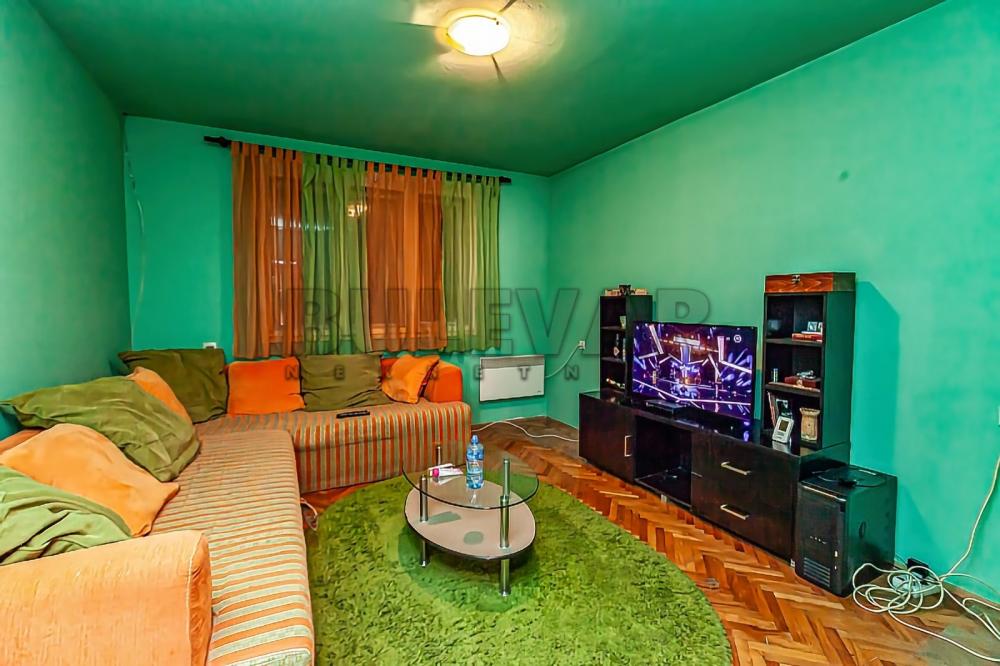 Slika 2 - Paraćinska,  Kuća na prodaju, 192m2, 180.000€