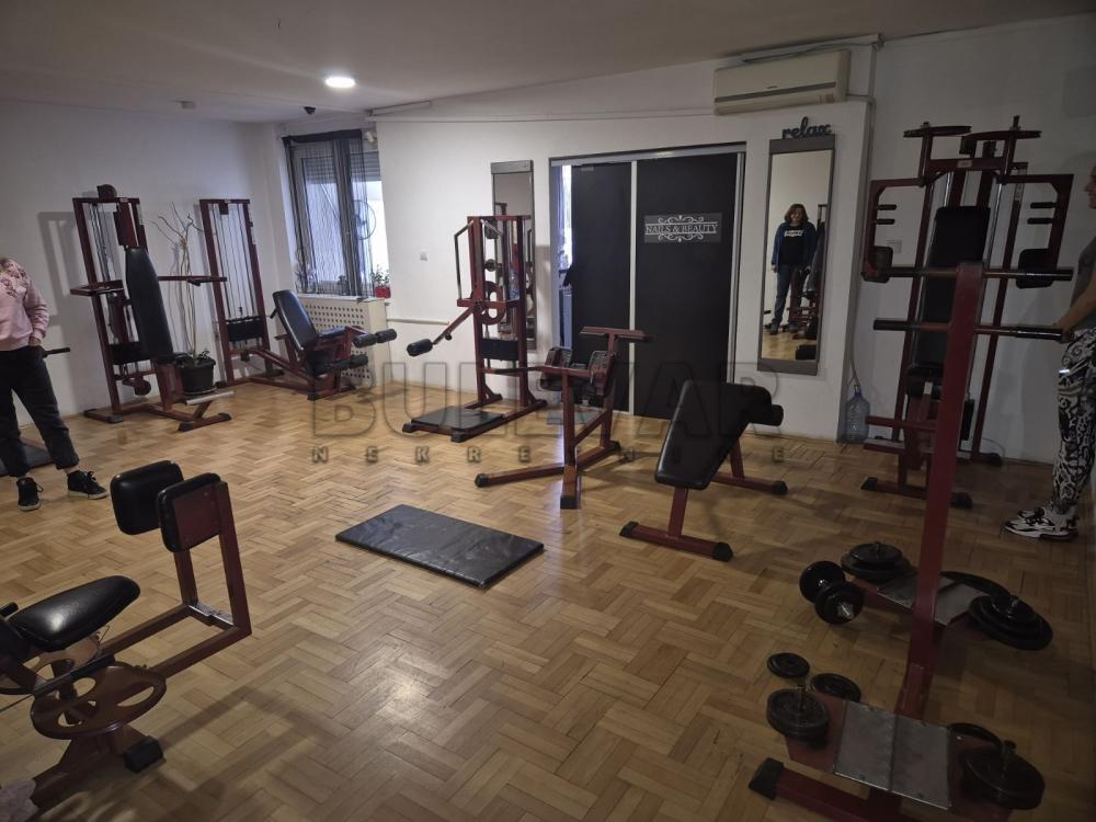 Slika 6 - Bulevar Nemanjića,  Lokal na prodaju, 283m2, 199.000€