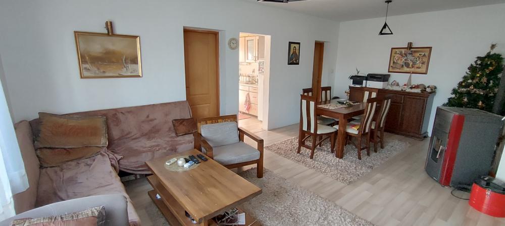 Slika 1 - Četvorosoban stan na prodaju, 103m2, 124.000€