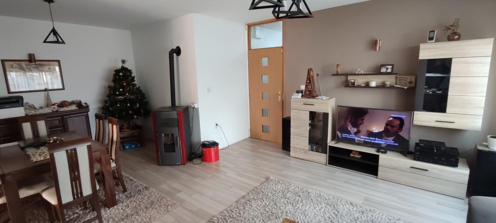 Slika 2 - Četvorosoban stan na prodaju, 103m2, 124.000€