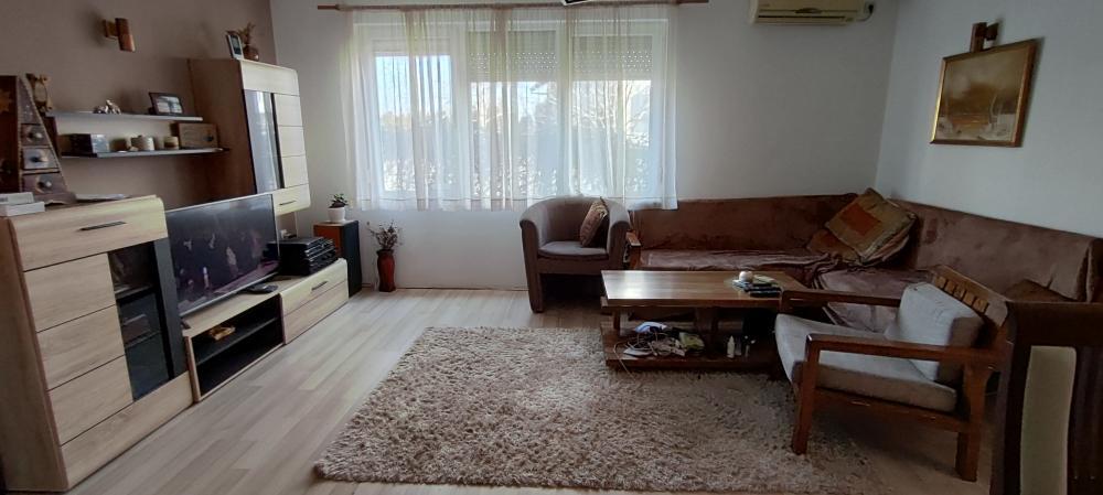 Glavna slika -Četvorosoban stan na prodaju, 103m2, 124.000€