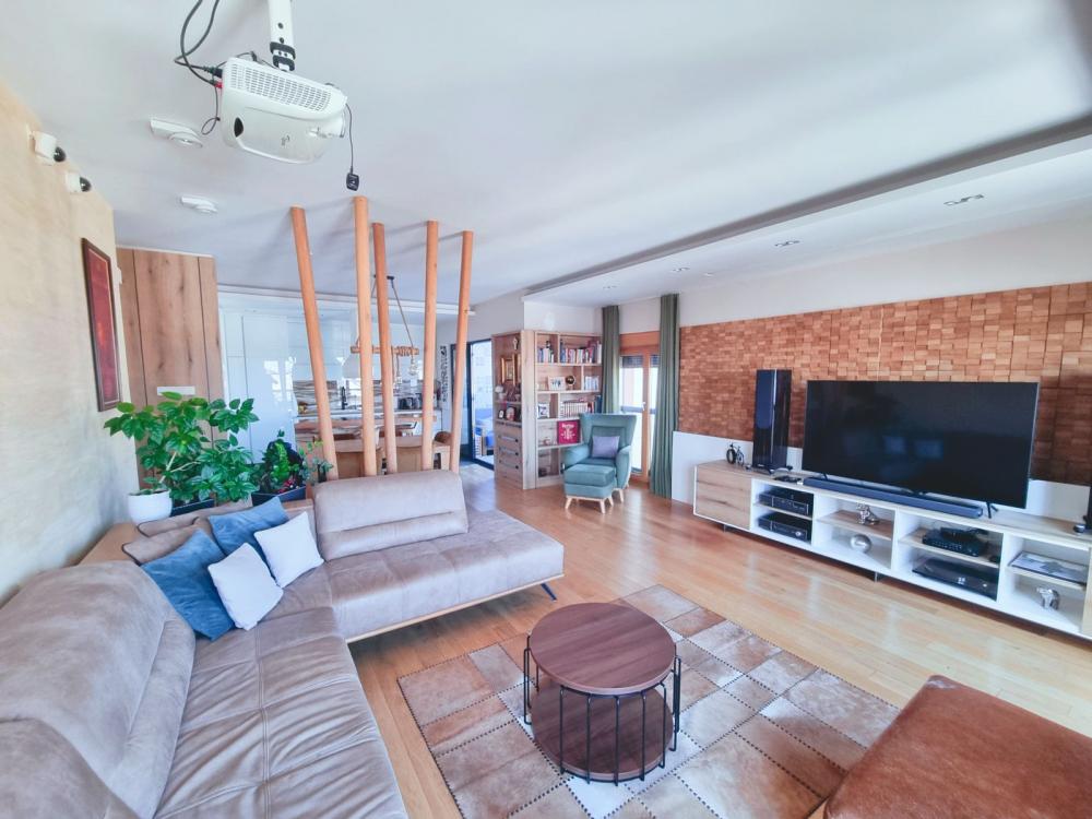 Slika 2 - Četvorosoban stan na prodaju, 132m2, 515.000€