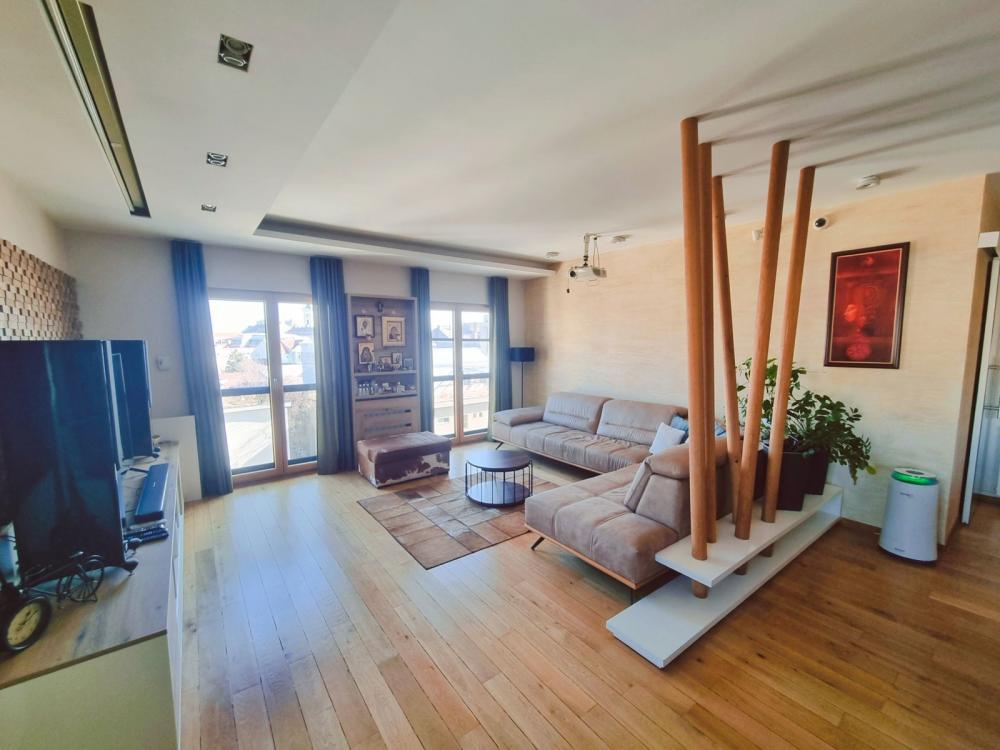 Glavna slika -Četvorosoban stan na prodaju, 132m2, 515.000€