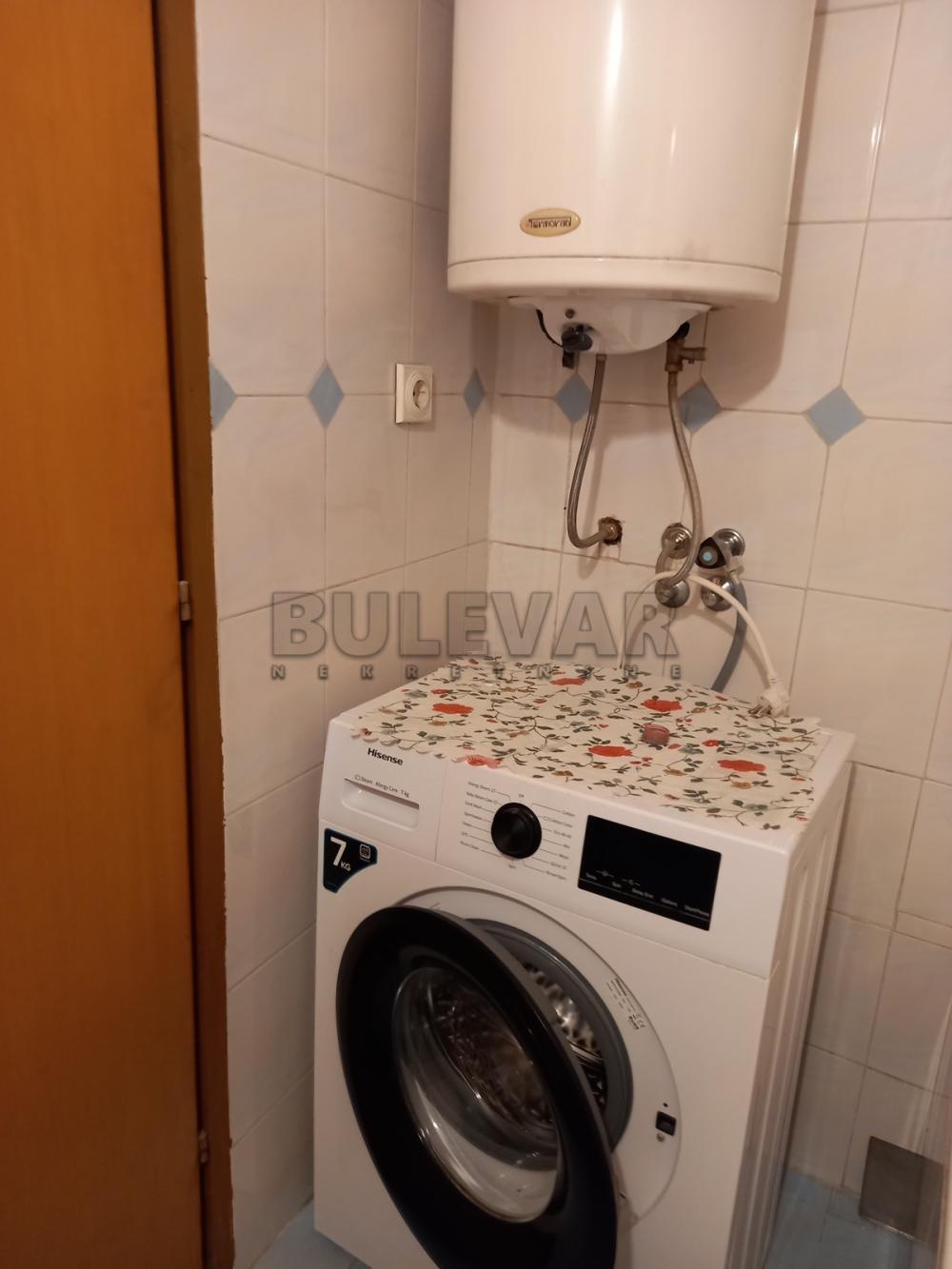 Slika 4 - Janka Veselinovića, Jednoiposoban stan za izdavanje, 42m2, 300€