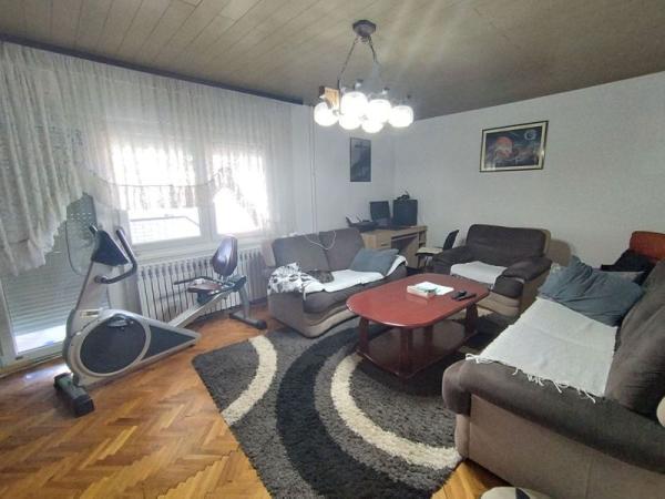 Slika 1 -  Kuća na prodaju, 369m2, 513.970€