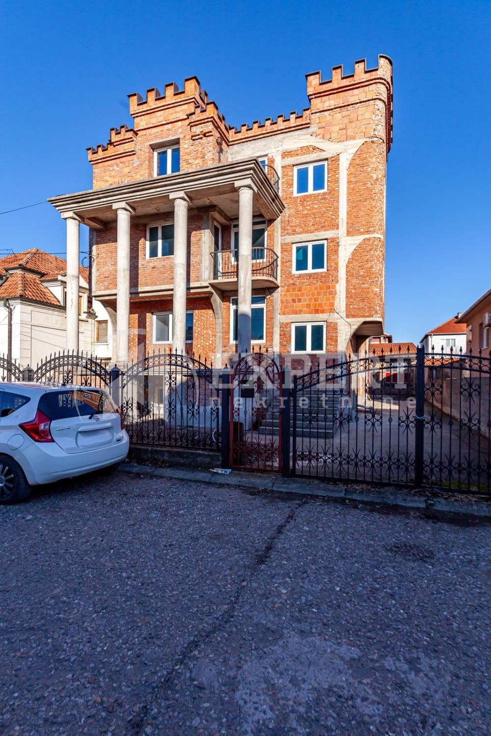 Glavna slika -Proleterska,  Kuća na prodaju, 500m2, 721.000€