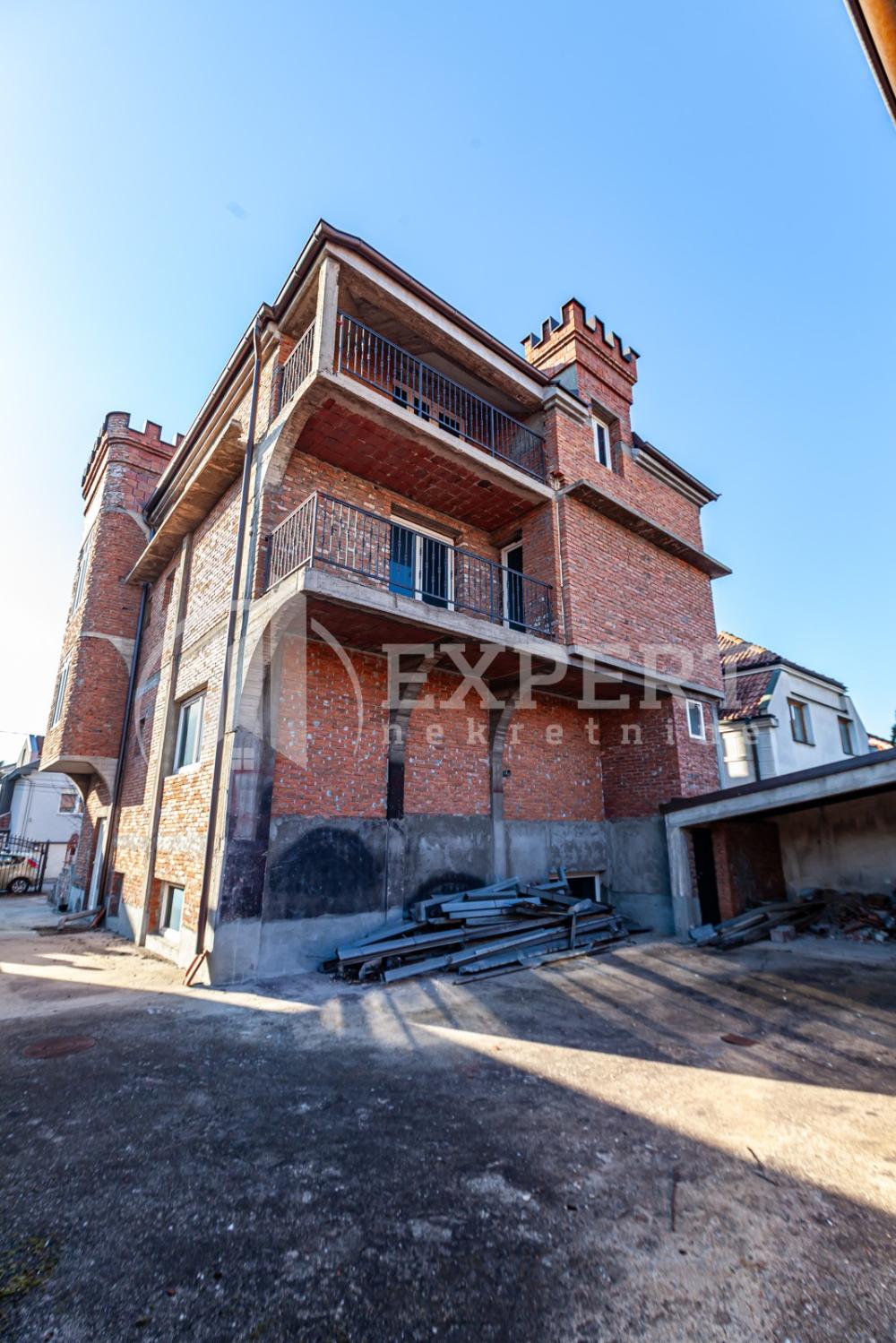 Slika 3 - Proleterska,  Kuća na prodaju, 500m2, 721.000€